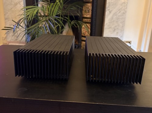 Meridian mono power amplifiers - mono,