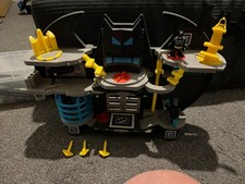 Imaginext X7677 Batcave