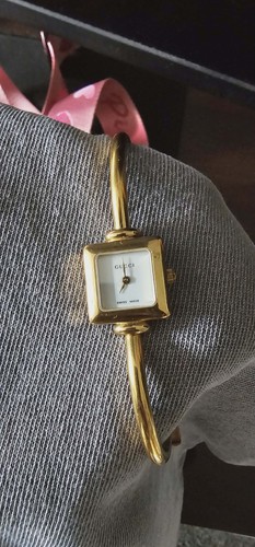 Gucci women quartz gold - women's,