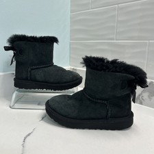 UGG- KIDS- BAILEY BOW II-