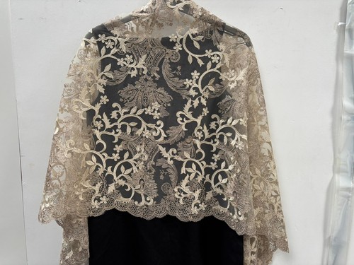 Gold embroidered floral leaf - gold,