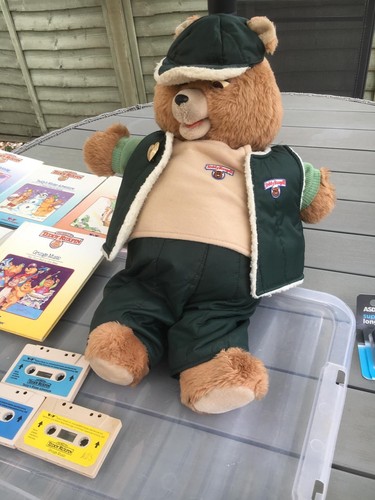 Teddy ruxpin bear 1985 - bear,