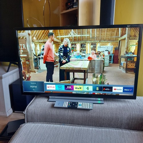 Toshiba 32w3863db hd - 32",