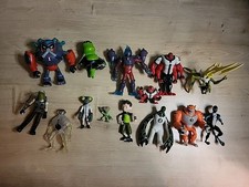 Ben 10 Figure Bundle 14 Figures