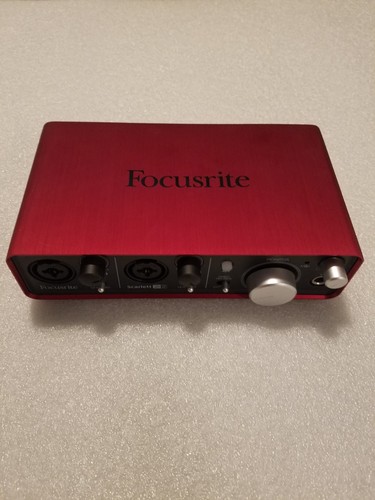 Focusrite scarlett 2i2 - focusrite,