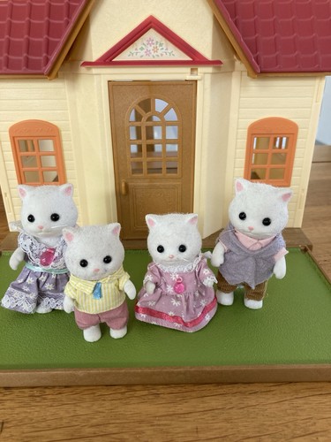 Sylvanian families persian - families,