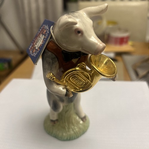 Beswick pig promenade band - pig,