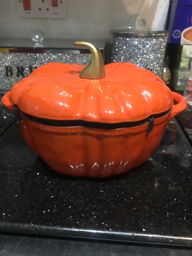 Pumpkin shaped enamled cast - pumpkin,