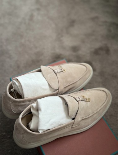 Loro piana summer charms walk - piana,