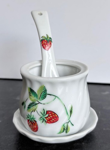 Vintage breakfast confiture