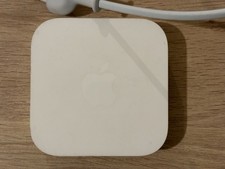 Apple A1392 Airport Express 2nd Generation Wireless Router (Latest Version)