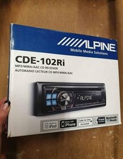 Alpine CDE-102Ri car media player  CD & Aux Mp3 IPhone