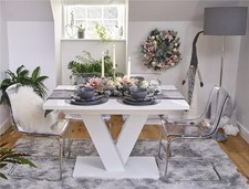 Christmas Dinner Table White