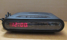 Radioshack Chronomatic-291 Vintage Alarm Clock AM/FM Radio Black Red Numbers