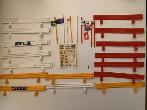 Scalextric crash barriers - crash,