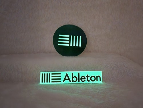 Ableton glow the dark - in,