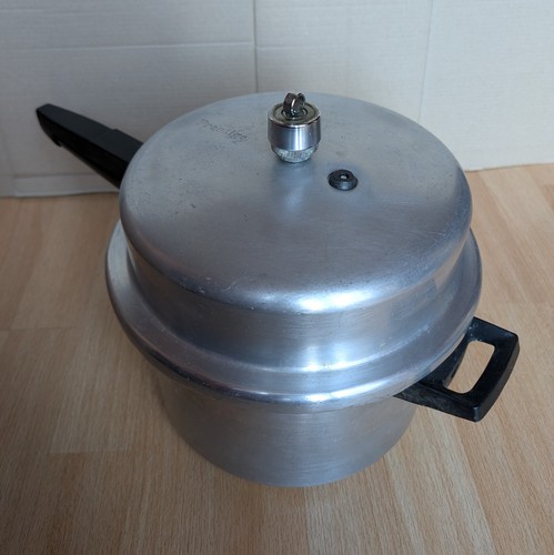 Prestige pressure cooker - pressure,