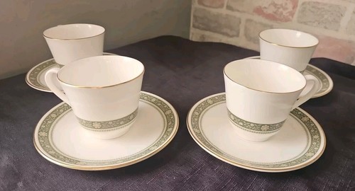 Set royal doulton - of, 4