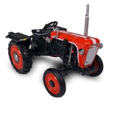Kubota Tractor Scale Model T15
