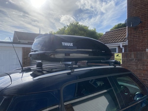 Thule ocean roof box with - 80, box.