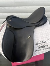Black 16.5 Wintec Saddle