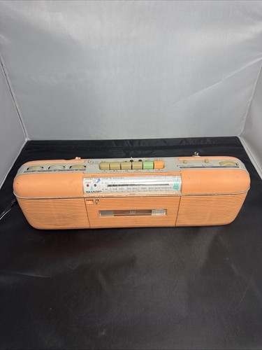 Sharp portable stereo - qt-50,