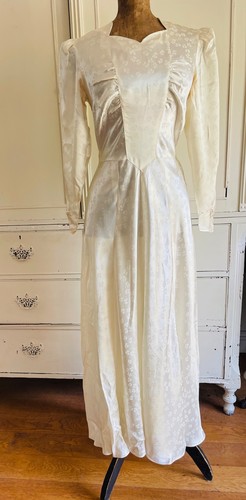 Beautiful authentic vintage - beautiful,