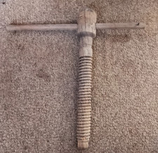 antique  WOODEN VICE SCREW