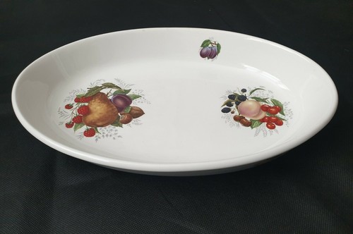 Vintage large ceramic - vintage, pie