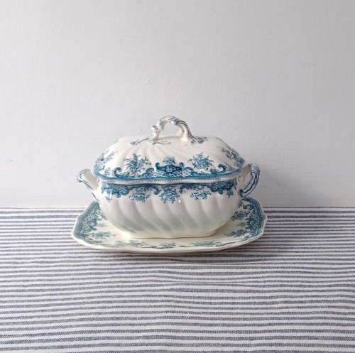 Antique tureen blue white - antique,