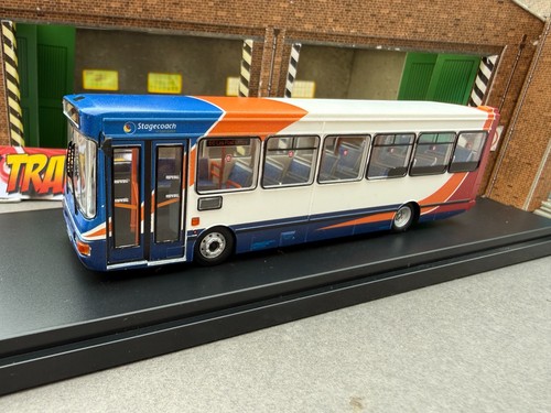 Bus bono dennis - by,