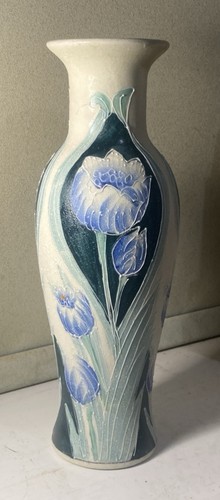 Stoneware vase distinct art - in,