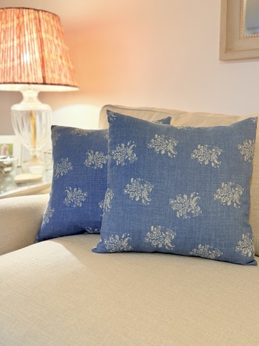 Two kate forman agnes - kate, blue