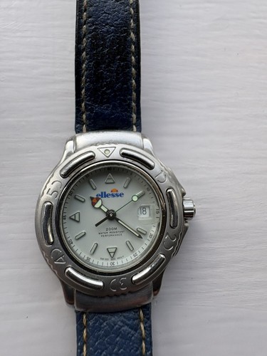Ellesse swiss movement 200m