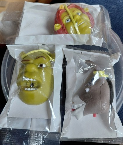 Nestle cereal toys 2004 shrek - 2004,