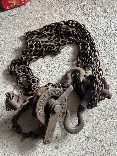 Antique chain hoist cwt - chain,