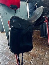 Equestrian Dressage Saddle - Kieffer Black 17 1/2 M Used in Good Condition