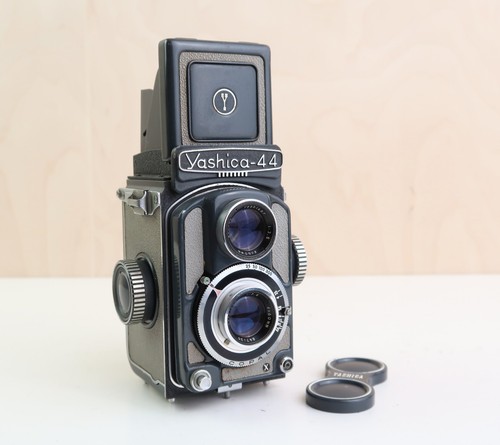 Yashica 127 film - tlr, camera