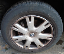 06 VW TOUAREG V6 TDI 1X 18"