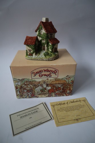Vintage ivy cottage - "ivy, cottage"