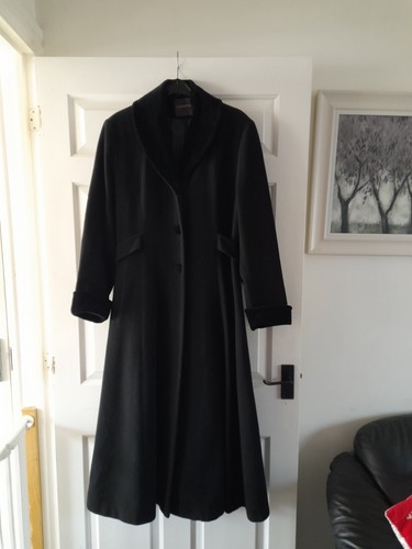 Vintage liberty black velvet - vintage,