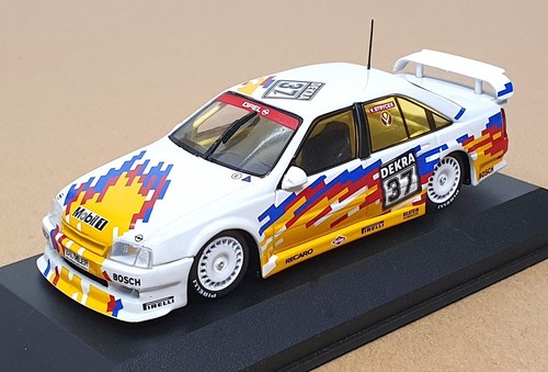 Minichamps scale 14012 - 1/43,