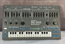 Roland MC-202 MicroComposer Monophonic Analog Synthesizer & Music Sequencer 1983