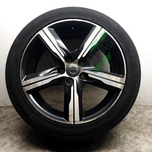 2017 volvo v40 alloy - volvo, 225