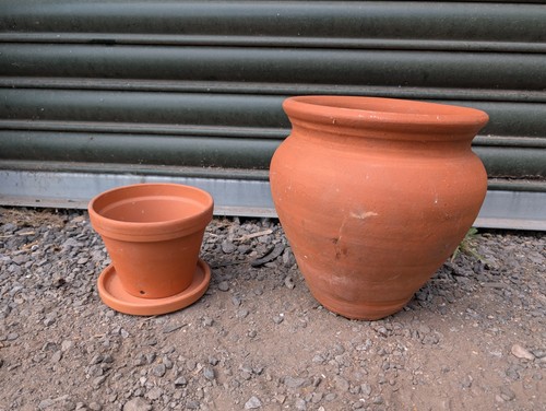 Vintage handmade terracotta - x2,