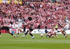 Football - Tom Watson - Hand