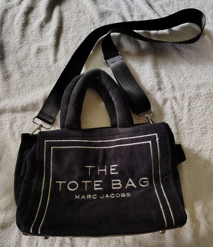 Marc jacobs black solid tote - marc,