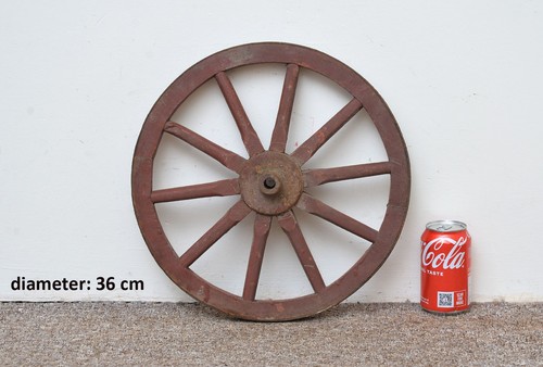 Vintage old wooden cart - , wagon