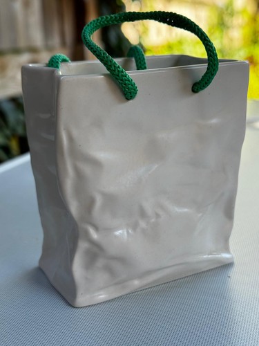 Sylvac pottery paper - pottery,