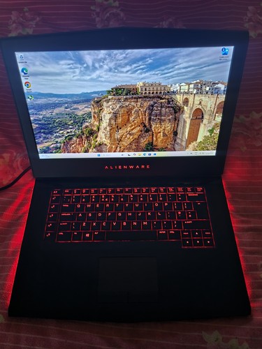 Alienware gaming laptop - 15, r4